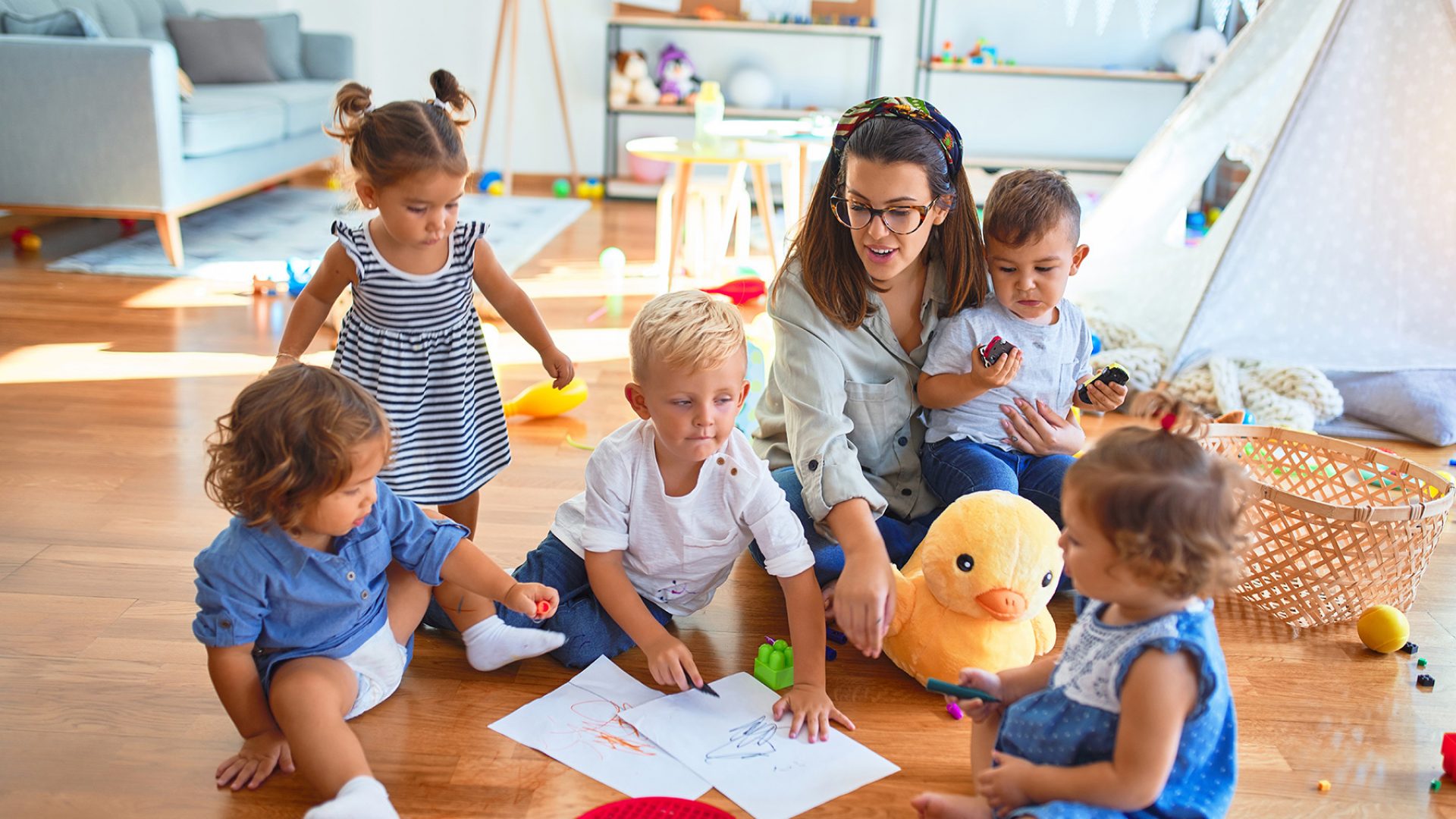 How to Set up a Childcare Center in UAE?